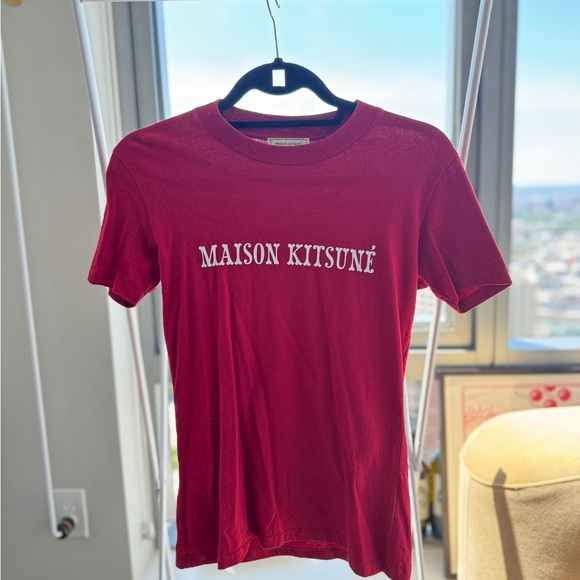 SOLD Maison Kitsune Tee Shirt - Picture 3 of 5